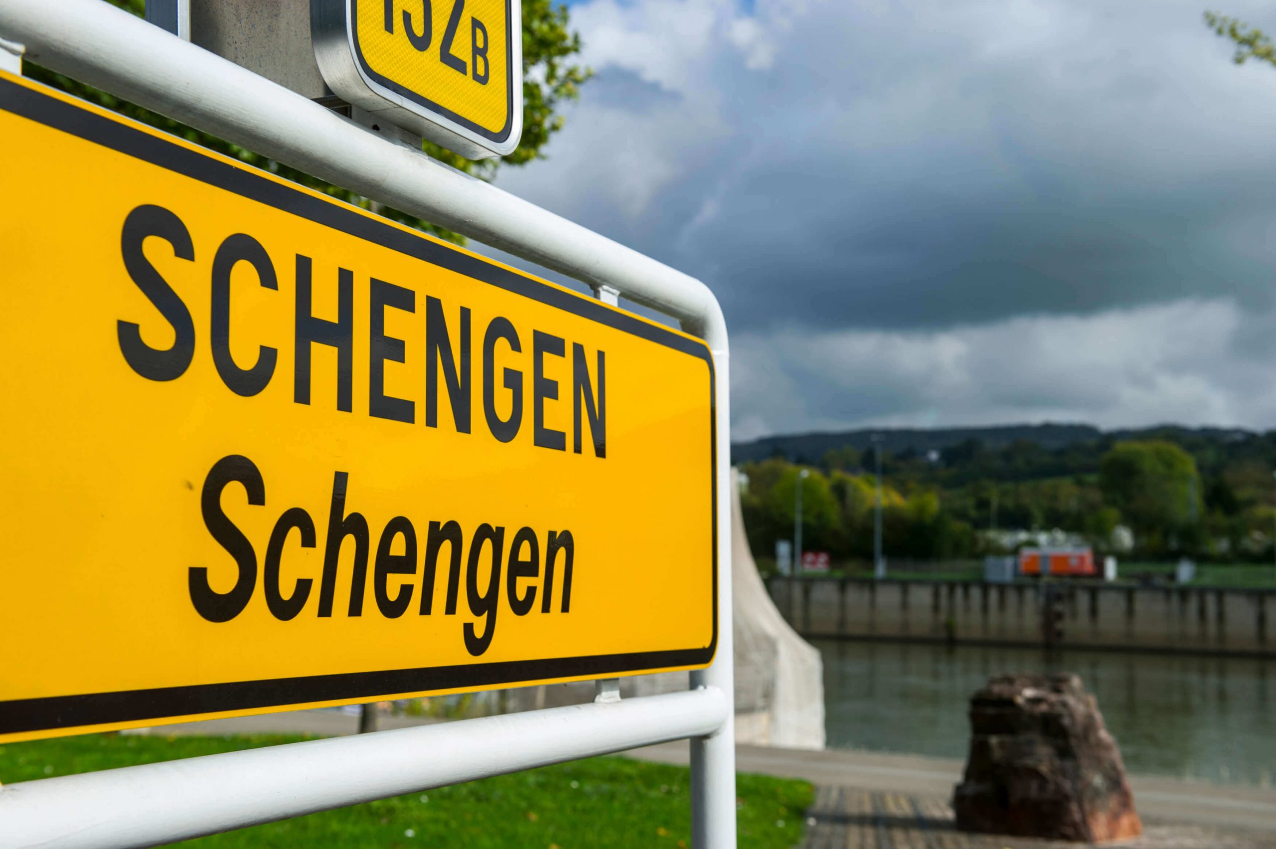 Xin visa Schengen nước nào dễ nhất
