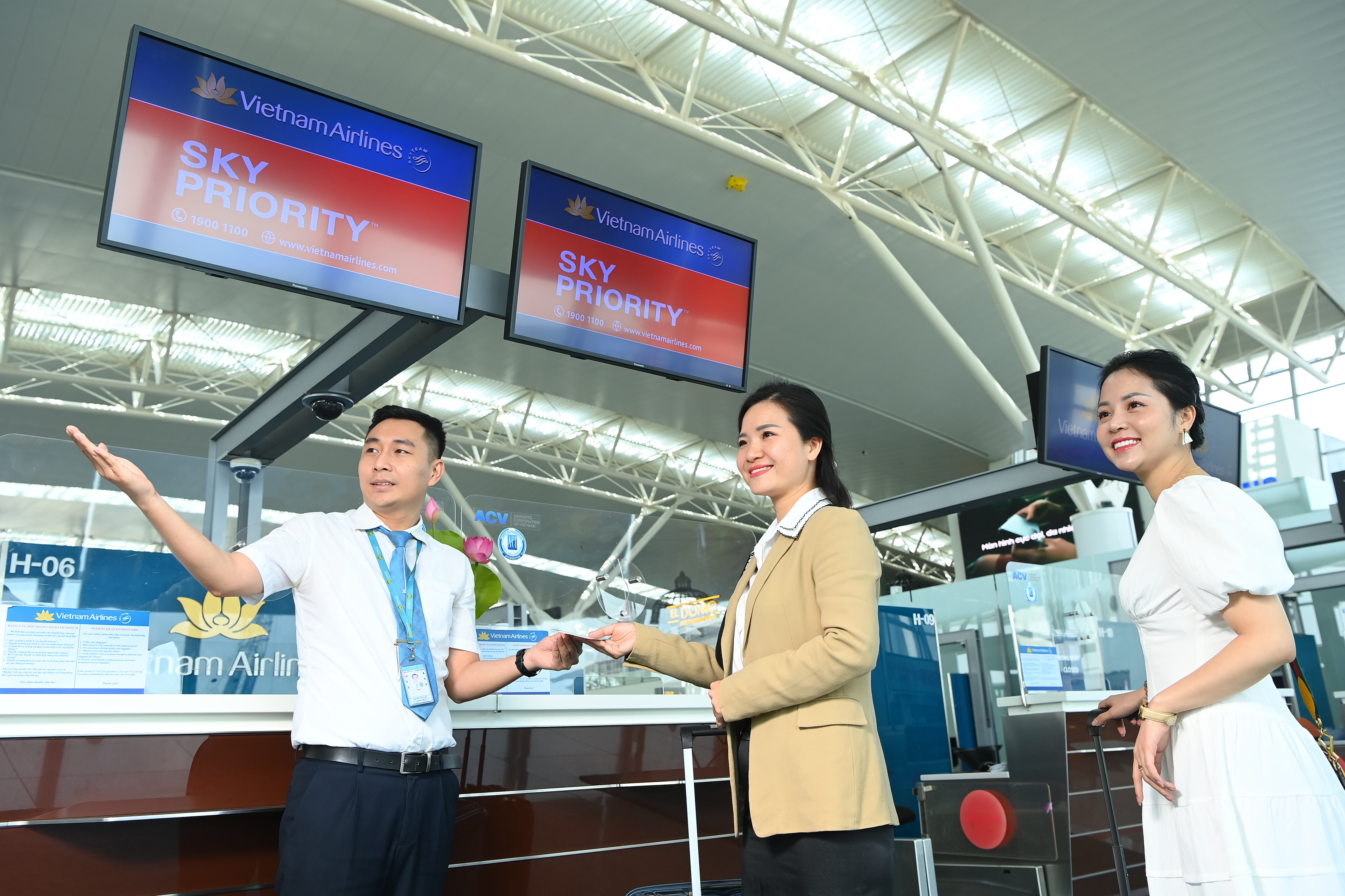 Dịch vụ đón tiễn nhanh tại sân bay Việt Nam cho khách công tác - Giải pháp hoàn hảo cho chuyến đi hiệu quả